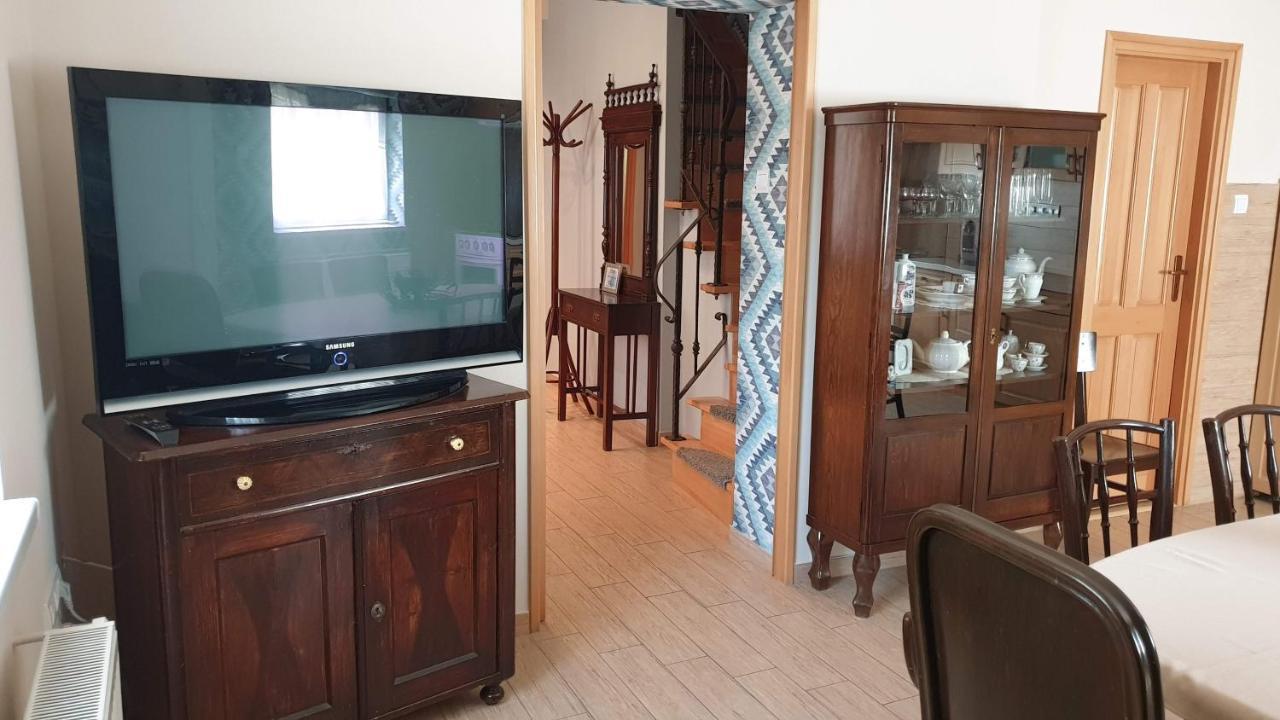 Keller Apartmanok Hajduszoboszlo Exterior foto