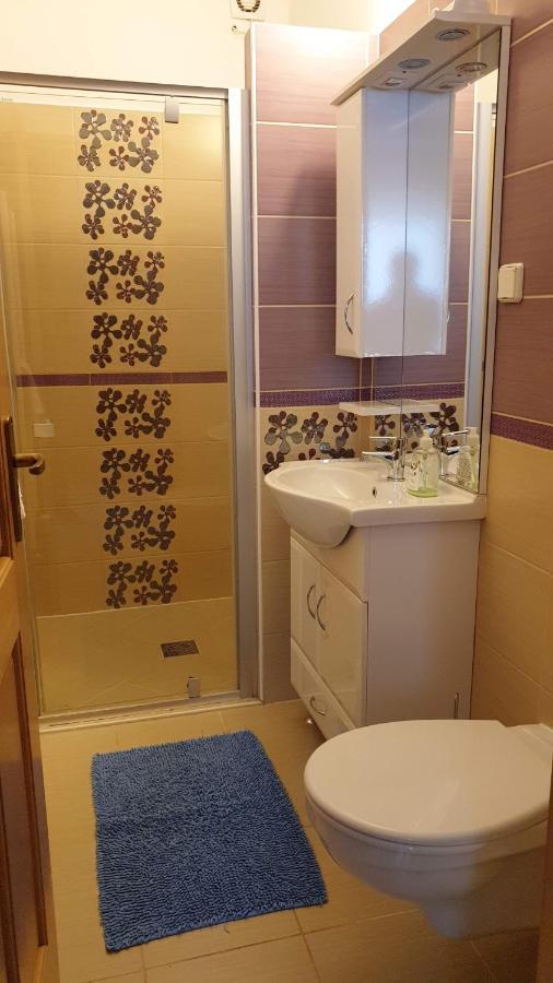 Keller Apartmanok Hajduszoboszlo Exterior foto