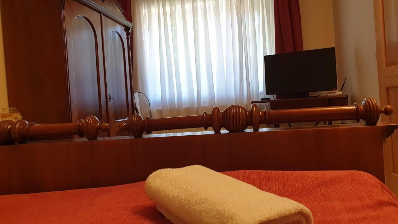 Keller Apartmanok Hajduszoboszlo Exterior foto