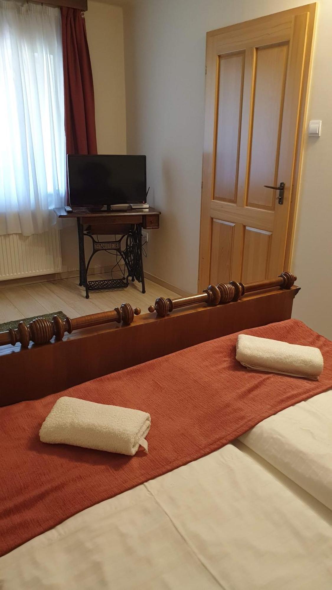 Keller Apartmanok Hajduszoboszlo Quarto foto