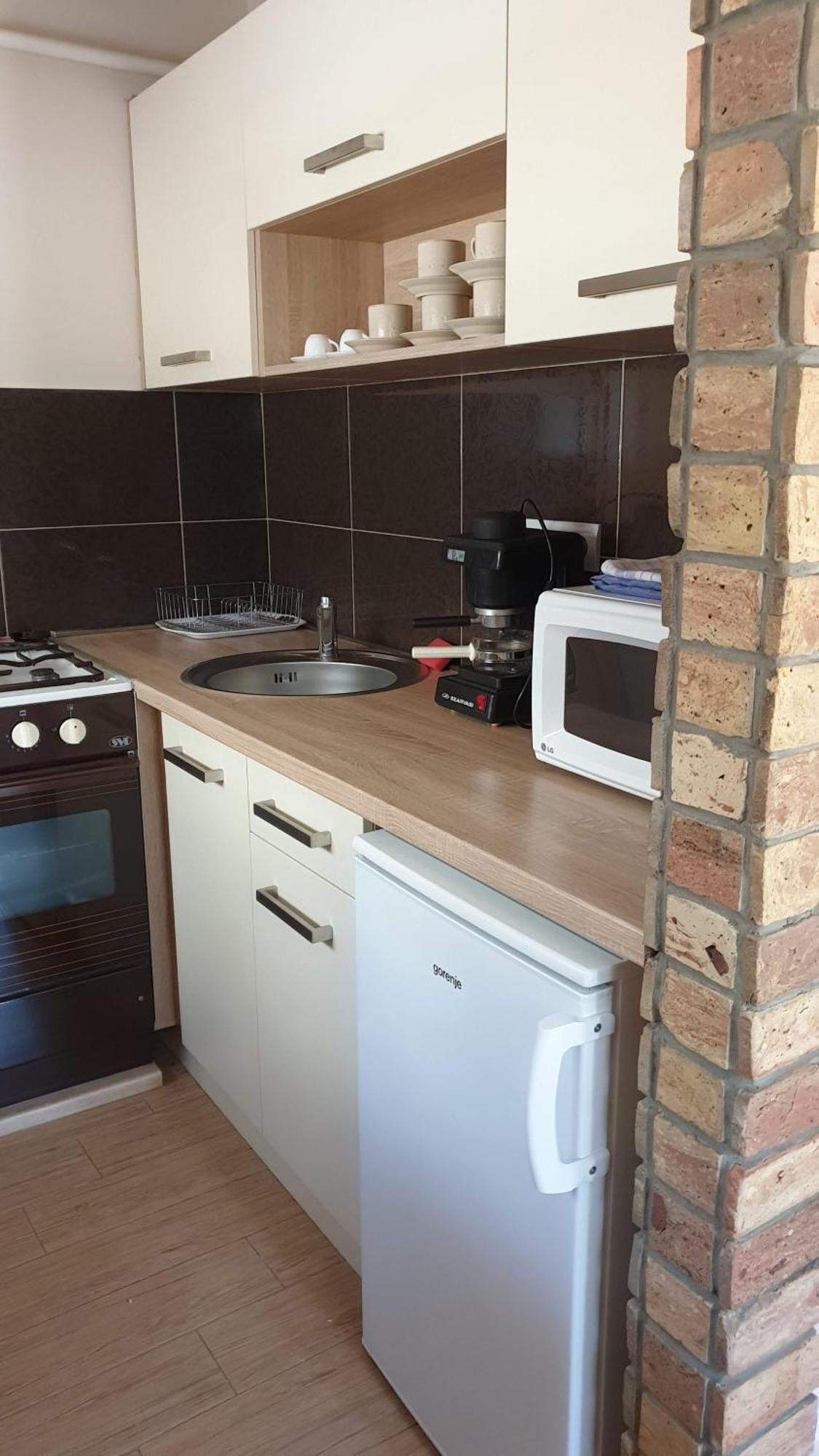 Keller Apartmanok Hajduszoboszlo Quarto foto